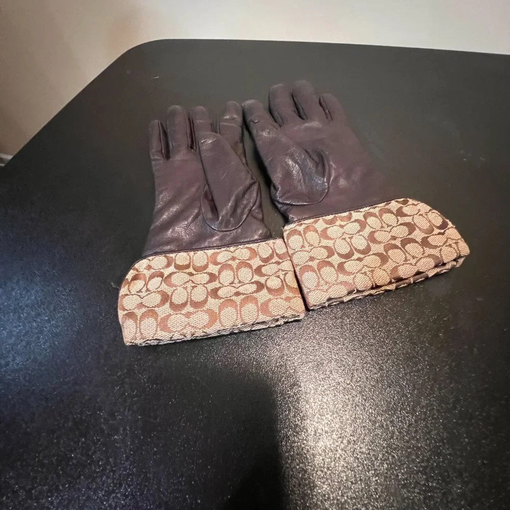 Coach gloves 6 1/2 brown tan